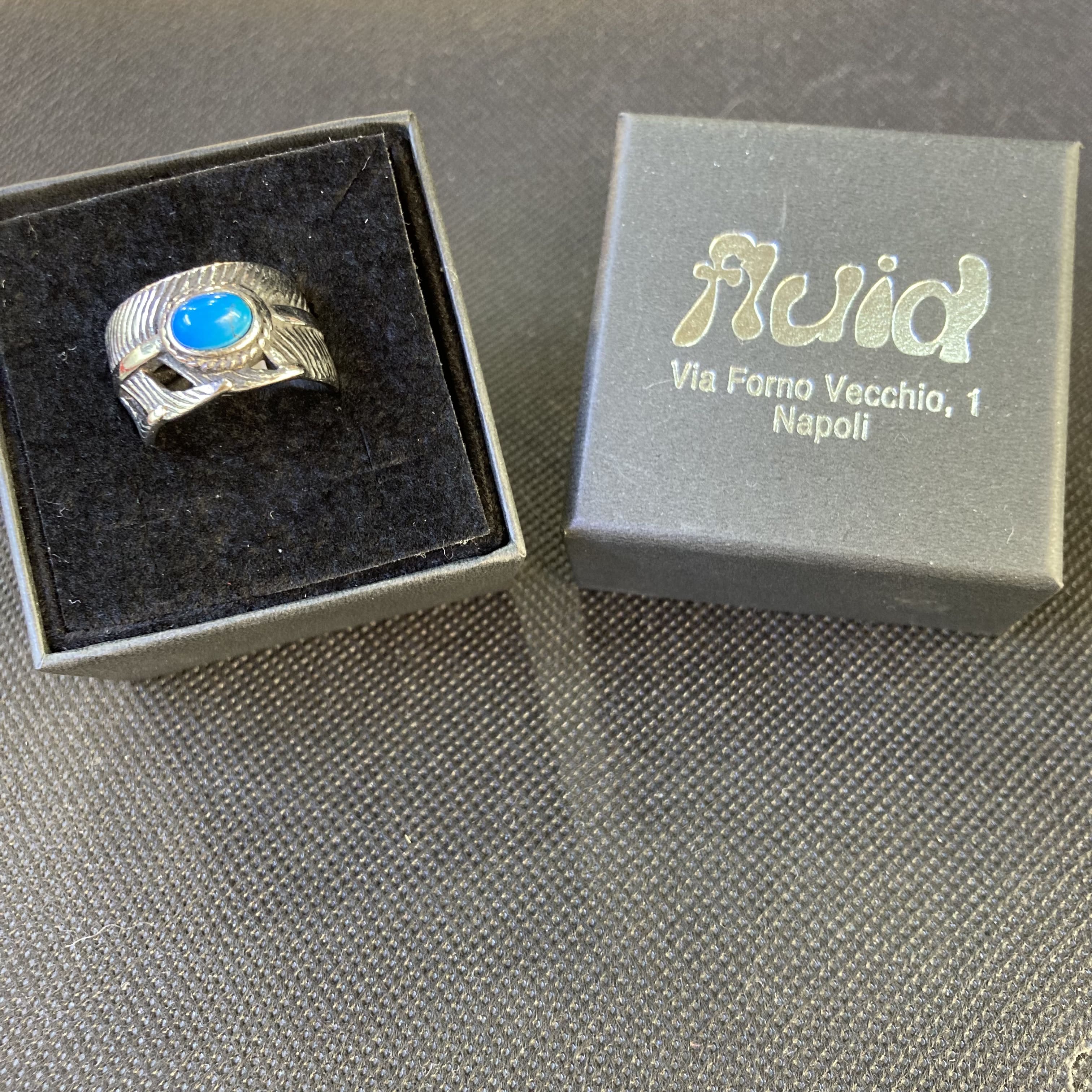 Piercing in Acciaio o Titanio: Quale Scegliere, Cura e Pulizia nel 2026 - Fluid Shop