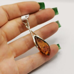 Drop shape amber pendant 3