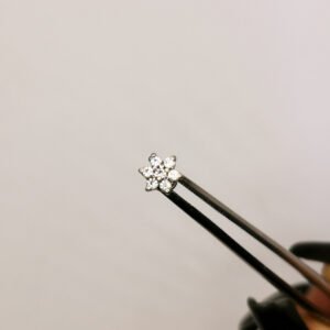 Flower crystal Labret