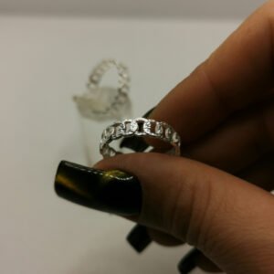 Ring band
