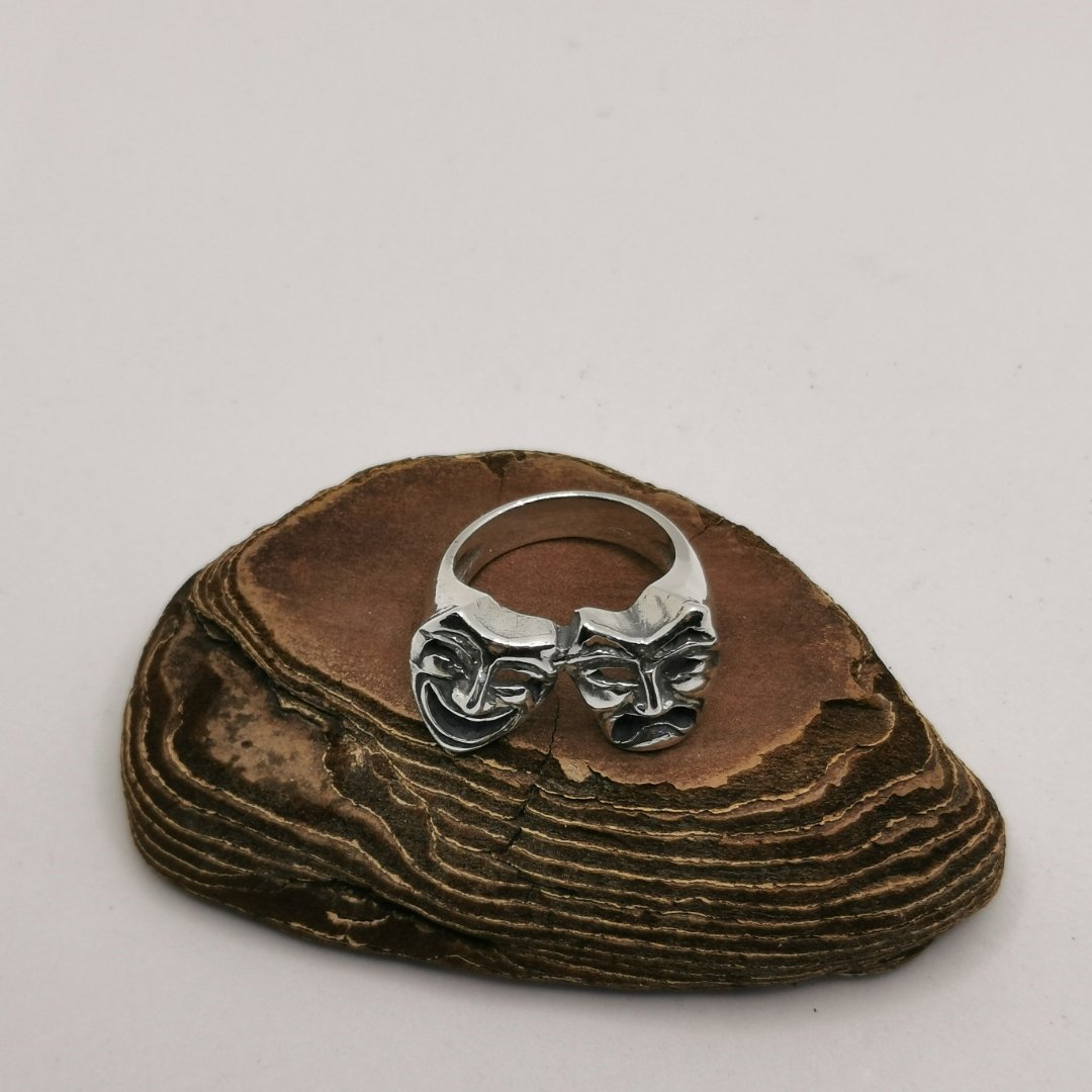 Maschere teatrali - immagine 2