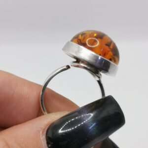 Anello con Ambra