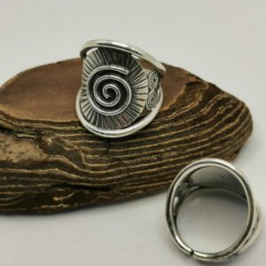 Snail ring