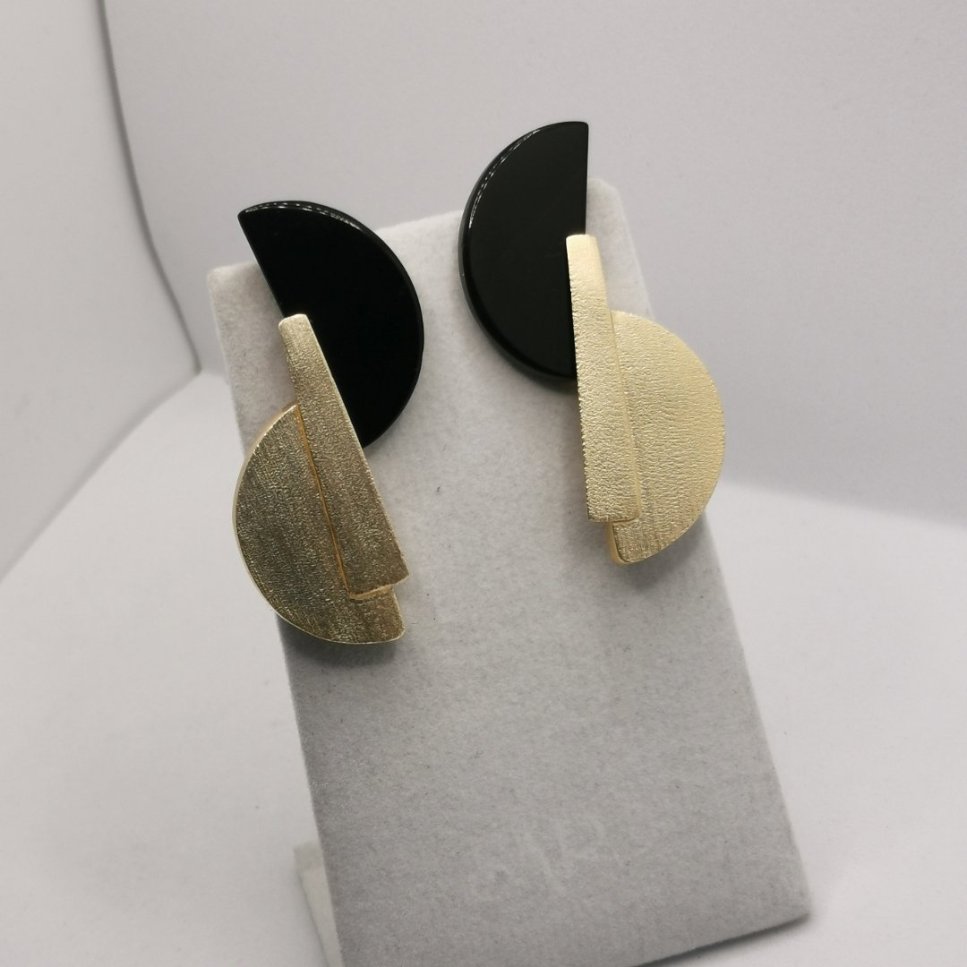 Orecchini Lobo Foglia Asimmetrica Ottone Placcato Oro 24K e Agata - immagine 5