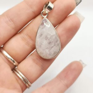 Pendant - Moonstone variety