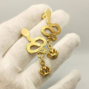 Vintage earrings - Snake corn/crown