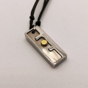 Metropolis nacklace
