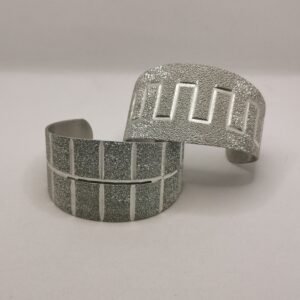 Diamond-coated aluminium bracelet