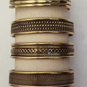 Bracciali a fascia in ottone lavorato a mano