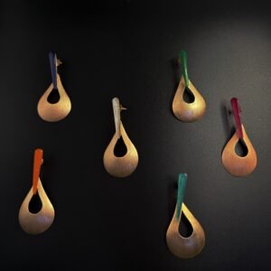 Orecchini Pendenti Goccia Traforata Ottone Placcato Oro 24K e Agata